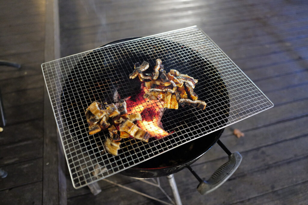 장어 생각보다 맛이 없었음